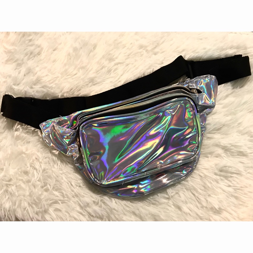 🚨CUTE ALERT🚨 Holographic Fanny
